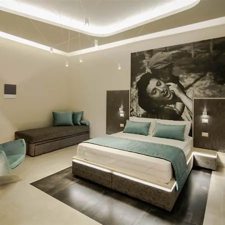 Via Veneto Luxury Suites