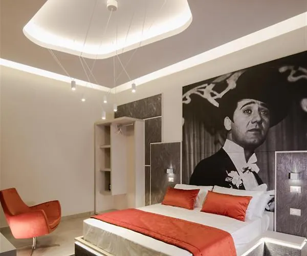 Via Veneto Luxury